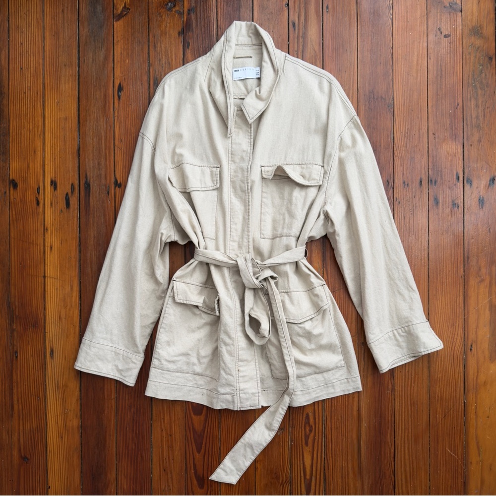 ASOS DESIGN Curve slouchy four-pocket linen jacket in natural w tie belt